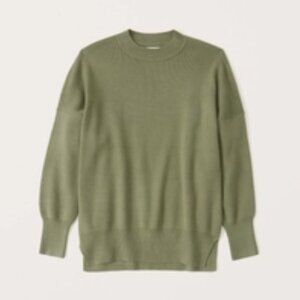 Abercrombie LuxeLoft Oversized Legging-Friendly Crew Sweater